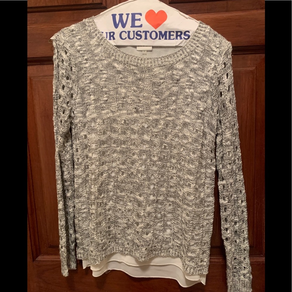 Sioni Studio size small sweater